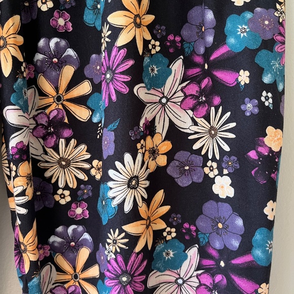 Lotus and Tuna Harem Pants Black Floral Ruched Elastic Waist Wide Leg Size S M - Picture 6 of 6